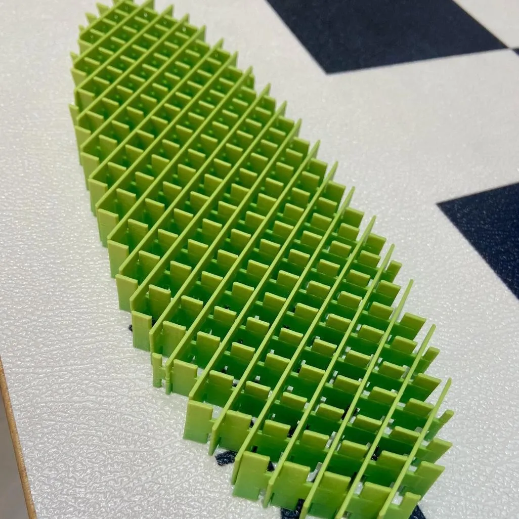 3D Deformable Plastic Stretch  - Party Games Entertainer reseña y precio